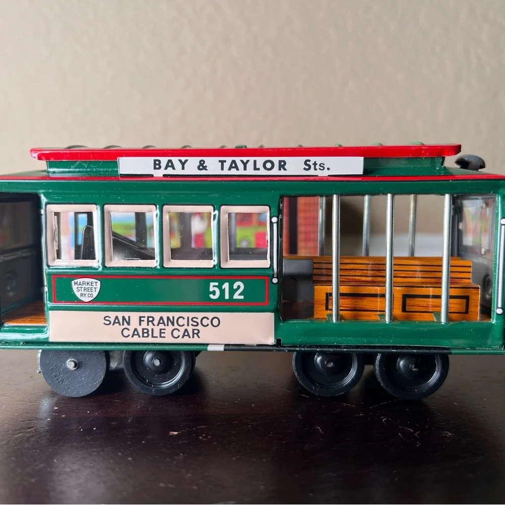 Classic San Francisco Cable Car Toy - Green and Red